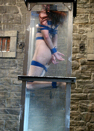 free sex photo 15 Alice Sadique harper-fetish-rude waterbondage