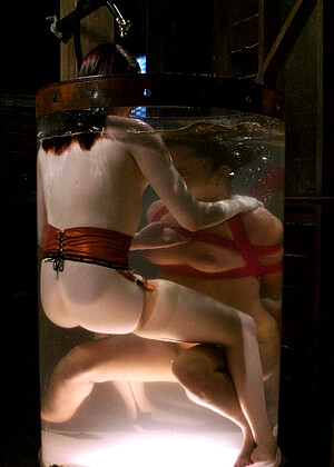free sex pornphoto 6 Annie Cruz desnuda-fetish-hdzog waterbondage