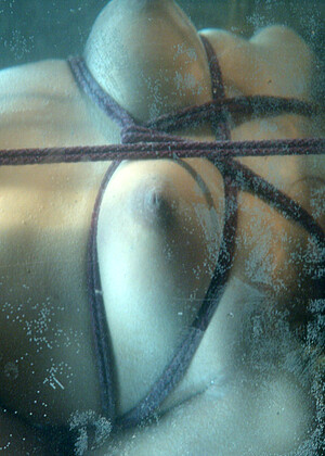 free sex pornphoto 20 Annie Cruz hallary-milf-xxxhdcom18 waterbondage