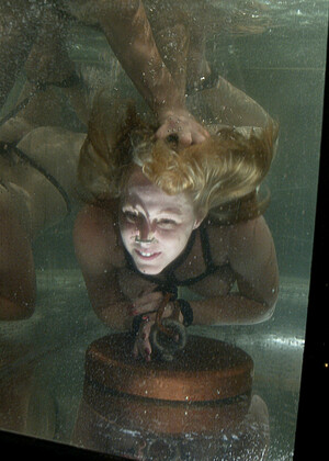 free sex photo 4 Blaze Jewel releasing-blonde-zero-day waterbondage