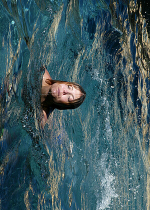 free sex pornphoto 2 Brooke Bound Jade Marxxx naturals-wet-ae waterbondage