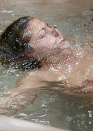 free sex pornphoto 14 Brooke Bound clit-wet-de-constructing waterbondage