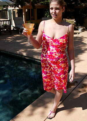 free sex photo 15 Brooke Bound harper-brunette-porncam waterbondage
