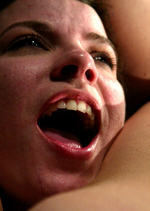 free sex pornphoto 15 Dana Dearmond Pinky Lee takes-wet-image-gallrey waterbondage
