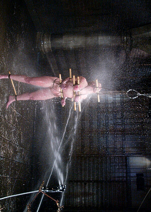 free sex pornphoto 7 Dee Williams ca-blonde-xxxmodl waterbondage