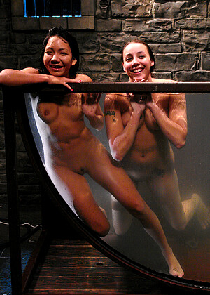 free sex pornphoto 6 Delilah Strong Keeani Lei ura-bondage-del waterbondage