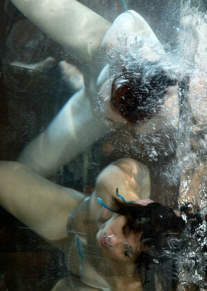 free sex pornphoto 16 Dragonlily Justine Joli imagh-milf-sex-tape waterbondage