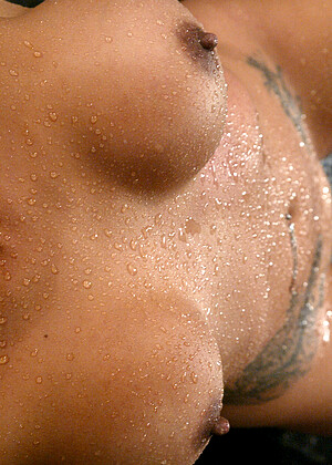 free sex pornphotos Waterbondage Gianna Lynn Orgasmatic Bondage Etite