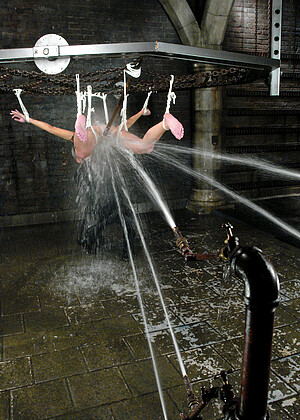 free sex photo 17 Gina Caruso tshart-fetish-uniform-wearing waterbondage