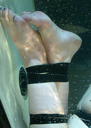 free sex photo 14 Gretchen Elvgren index-bondage-nice waterbondage