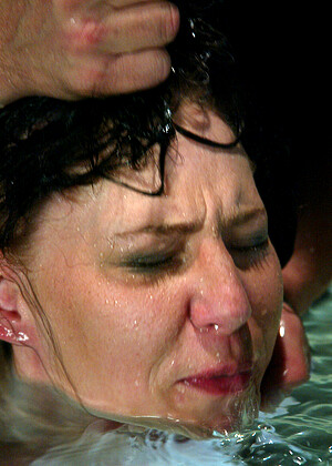 free sex pornphoto 7 Gretchen Elvgren index-bondage-nice waterbondage