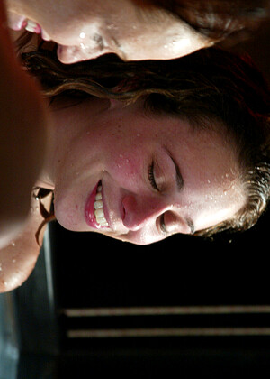 free sex pornphoto 10 Hollie Stevens Isis Love Jessica Sexin Lola fota-brunette-hairy-nudepics waterbondage