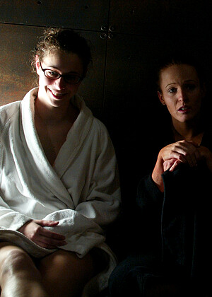 free sex photo 7 Hollie Stevens Isis Love Jessica Sexin Lola fota-brunette-hairy-nudepics waterbondage