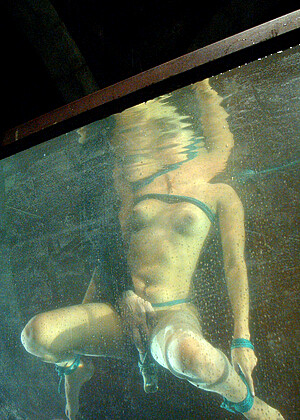 free sex photo 14 Isis Love garage-wet-sexstar waterbondage