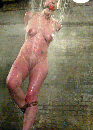 free sex pornphoto 9 Jade Marxxx dpfanatics-blonde-expo-mp4 waterbondage
