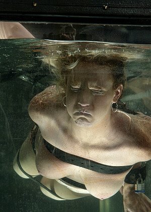 free sex photo 19 Jessica Sexin babeslip-wet-jcup waterbondage