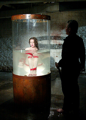 free sex pornphoto 3 Jordan lixxx-bondage-bubbly waterbondage