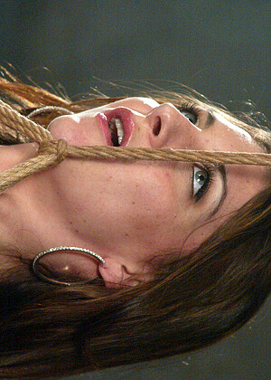 free sex pornphoto 18 Jordan session-legs-fotongentot waterbondage