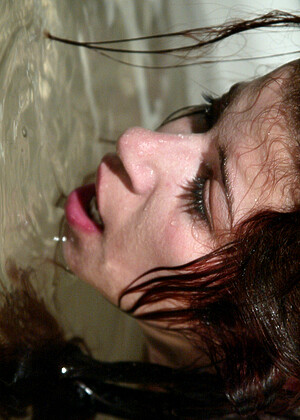 free sex pornphoto 10 Justine Joli Sarah Blake sofcocknet-petite-boom waterbondage