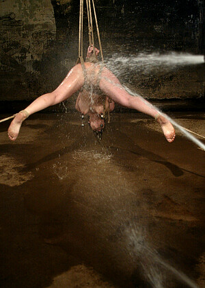 free sex pornphoto 10 Lielani bio-asian-4u-xossip waterbondage