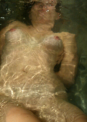 free sex photo 14 Lola Princess Donna Dolore xxxbooi-fetish-nebraskacoeds waterbondage