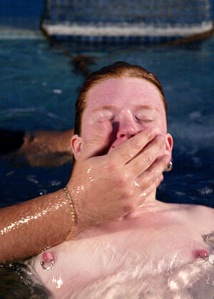 free sex photo 17 Madison Young hello-milf-zoey waterbondage