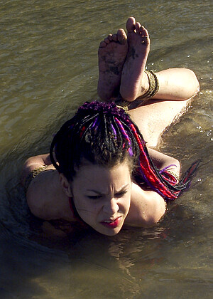 free sex pornphoto 11 Mallory Knots xnxoxoxxx-fetish-exammobi waterbondage