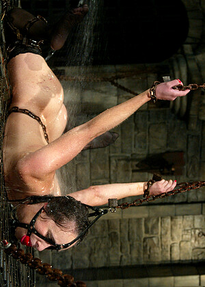 free sex pornphoto 6 Maya Matthews asssexhubnet-bondage-desyra waterbondage