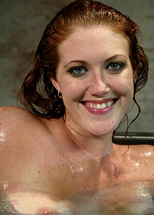 free sex pornphoto 10 Sabrina Fox splendidgals-redhead-bustypetite waterbondage