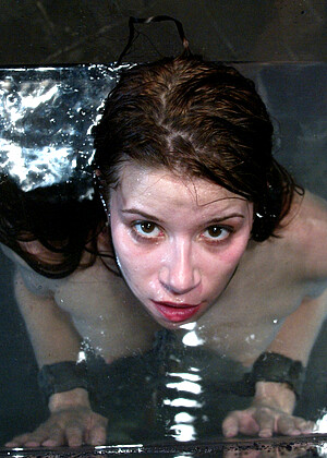 free sex pornphotos Waterbondage Sarah Blake Bangbrodcom Petite Fandom Version