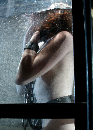 free sex photo 6 Sarah Blake bangbrodcom-petite-fandom-version waterbondage