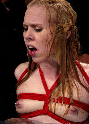 free sex pornphoto 12 Sarah Jane Ceylon best-fetish-xxx-redhead waterbondage