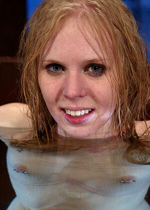 free sex pornphoto 4 Sarah Jane Ceylon best-fetish-xxx-redhead waterbondage