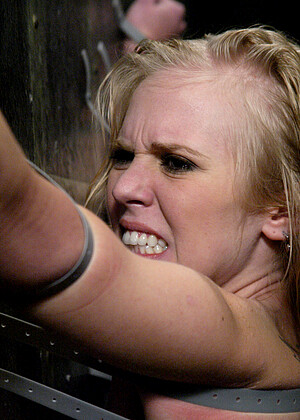 free sex photo 16 Sarah Jane Ceylon vidieo-fetish-photes waterbondage