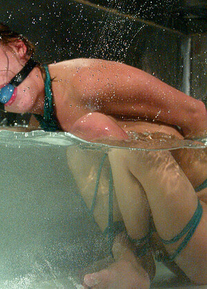 free sex pornphoto 8 Scarlett Flame teens-fetish-porncom waterbondage