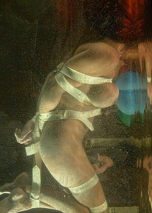 free sex pornphoto 10 Shannon Kelly org-bondage-hdbabe waterbondage
