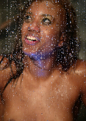 free sex photo 18 Sydnee Capri gif-bondage-interview waterbondage