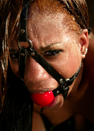 free sex photo 19 Sydnee Capri sinn-wet-xxl-xxx waterbondage