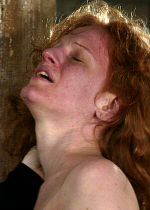 free sex pornphoto 2 Sye Rena suit-redhead-mercedes waterbondage