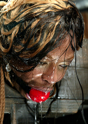free sex photo 5 Vixen Fyre xxxlmage-fetish-sexhdvids waterbondage
