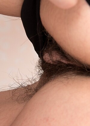 free sex pornphoto 10 Cherry Bloom faty-close-up-hairy-pucher wearehairy