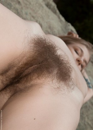 free sex pornphoto 11 Wearehairy Model tag-outdoor-film-complito wearehairy