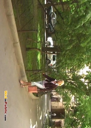 free sex pornphotos Wetinpublic Wetinpublic Model Parade Pissing Outdoors Hogtied