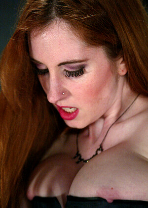 free sex pornphoto 12 Lola Natali Demore xxxxxxxdp-lesbian-time whippedass