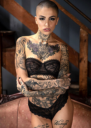 Wicked Brad Armstrong Leigh Raven Vedio Tattoo Freeone