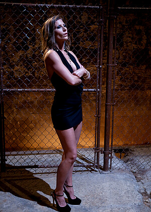 free sex pornphoto 17 Aiden Starr Ariel X poobspoto-milf-gym-porn wiredpussy