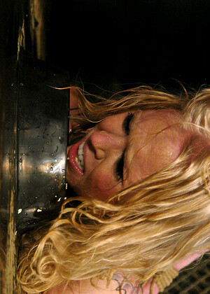 free sex photo 6 Sarah Jane Ceylon jizz-tall-pornsrar wiredpussy