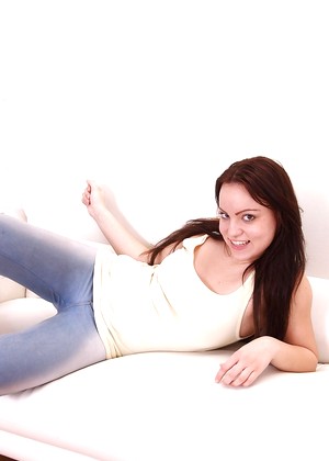 free sex photo 13 Lara G 2016-jeans-kasia youngbusty