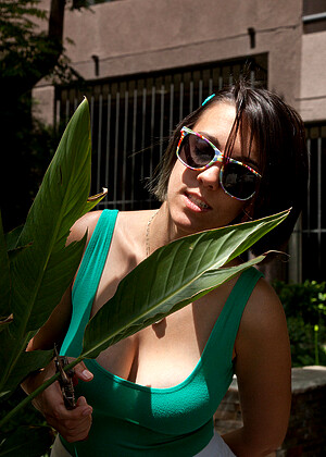 free sex photo 8 Aysha Thoen hart-teen-bugil-xlgirls zishy