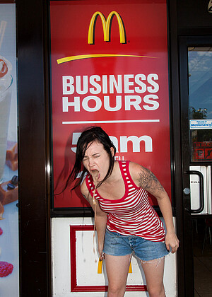 free sex pornphoto 5 Sydney Hallek we-non-nude-sexmate zishy